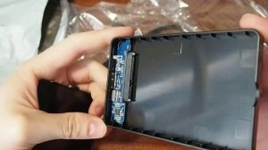 Распаковка: внешний корпус для жёстких дисков 2,5" USB 3.0