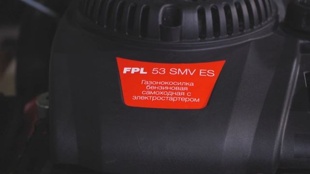 Первый запуск газонокосилки FUBAG. Сборка газонокосилки. Как запустить газонокосилку. Обзор новинки