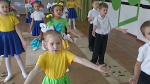 Песня "Мама, будь всегда со мною рядом"