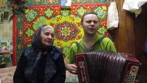 Бабушке 82 года! Поют с внуком песню Тонкая рябина) Алексей Ерахтин Антониной Павловной