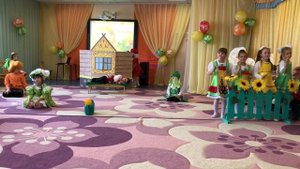 Музыкальный спектакль "Гости ходят в огород". Детский сад #8 "Солнышко". Муз.рук Ирина Сергеева.