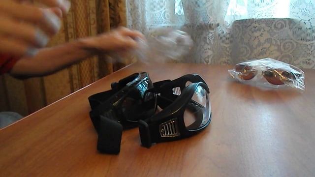 Очки для плавания и очки для горных лыж смотреть онлайн