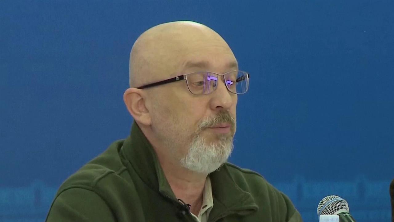 На Украине Зеленский отправил в отставку министра обороны Алексея Резникова
