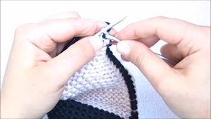 Как связать простые следки на двух спицах