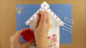 Decoupage birdhouse - diy birdhouse decor - Decoupage Tutorial - Decoupage for beginners