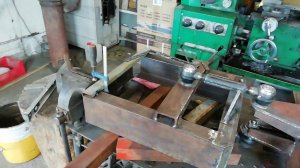 Узел перелома для мини погрузчика