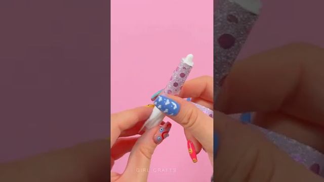 ПРОСТАЯ В ИЗГОТОВЛЕНИИ РУЧКА - ОБРАТНО В ШКОЛУ - ПРОСТЫЕ ШКОЛЬНЫЕ ПРИНАДЛЕЖНОСТИ - DIY РУЧКА смотреть онлайн