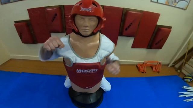 Вечерний Герман. У него выросли ручки. смотреть онлайн