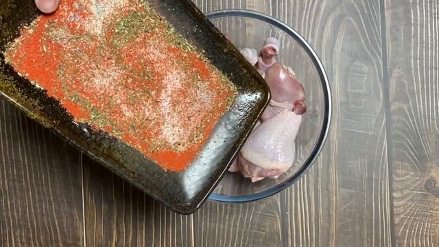 ВСЕГО ПЯТЬ ИНГРЕДИЕНТОВ, и ужин у вас на столе!/Простой рецепт невероятно вкусных куриных ножек. смотреть онлайн