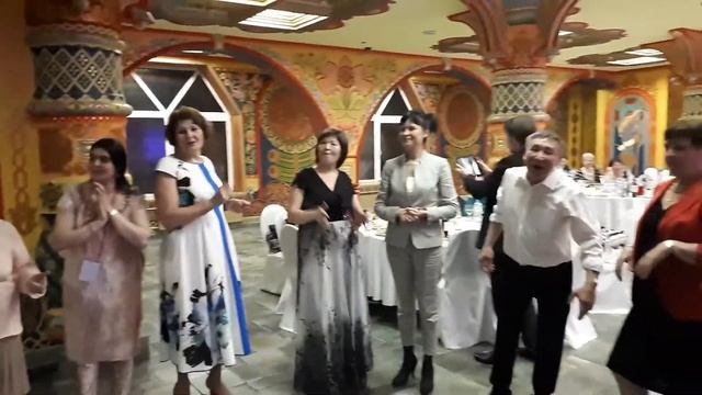 Вдруг как в сказке..(1) смотреть онлайн