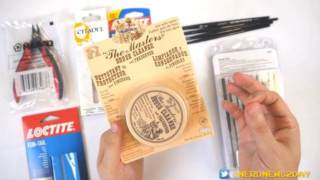 Beginner's Supplies for Painting Warhammer 40K models