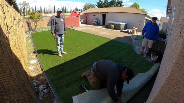How to install Artificial turf! Great for Pets and no Maintenance! смотреть онлайн