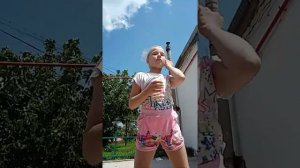 клип на песню Жу Жу Юли гаврилиной