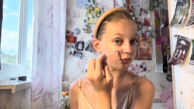 ПОАТОРЯЮ МАКИЯЖ КЕНДАЛ ДЖЕНАР?⭐️///ПАЛЕТКА КЕНДАЛ??? смотреть онлайн