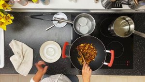 Лисички!!!  Как приготовить жаренные лисички на зиму. Легкий и простой способ.