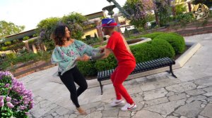 Цветёт сирень - Сергей ОДИНЦОВ - танцуют Таня Алемана и Джордж Атака