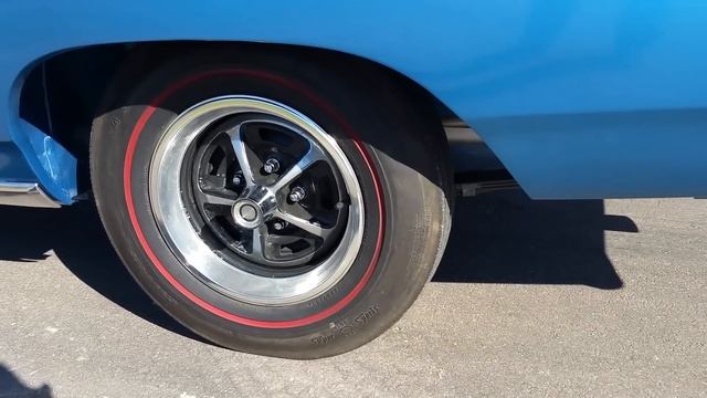 1969 Plymouth Road Runner 383 Four Speed MOPAR Convertible смотреть онлайн