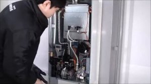 Ремонт газового котла Kiturami TWIN ALPHA   замена датчика температуры