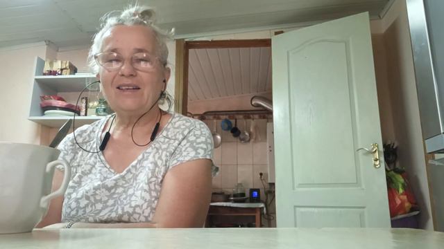 Давайте познакомимся поближе! Огурцы в пластиковой бутылке как бочковые!