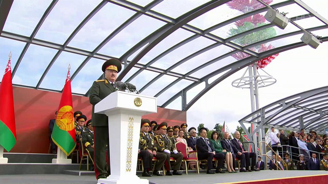В Минске прошел военный парад, посвященный 80-летию освобождения Белоруссии