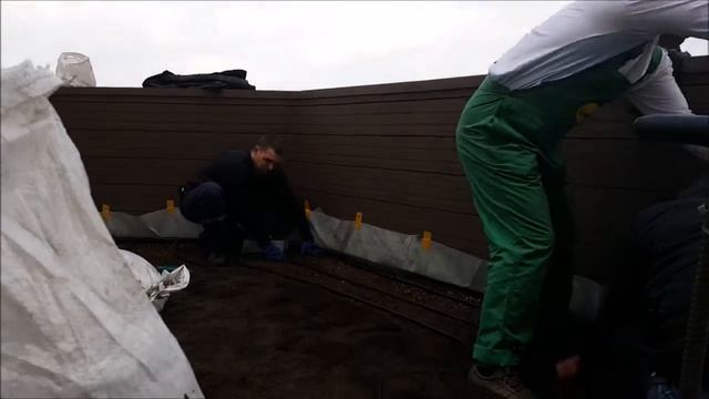 Зелений дах, озеленення покрівлі, газон на терасі