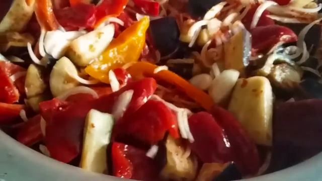 ЛЕЧО ПЕРЦЫ С БАКЛАЖАНАМИ