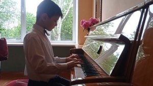 Гербут Александр 3 класс Ю. Савельев "Вальс мотыльков"