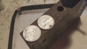 Переплавка серебряных монет 1925 года.