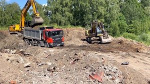 Работа гусеничных экскаваторов CAT319 DLN и JSB360 LC погрузка замусоренного грунта ООО "АСС" Москв