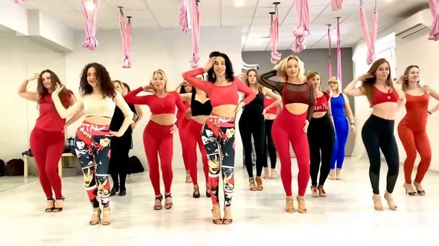 Marina Imas Bachata Lady Style choreo 8 марта Man’s World Dani J смотреть онлайн