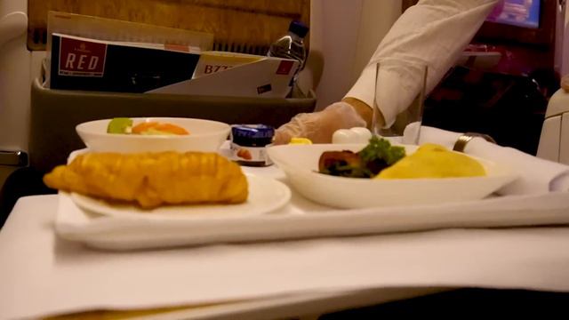 REVIEW PESAWAT BUSINESS CLASS 200.000.000! WORTH IT GA? смотреть онлайн