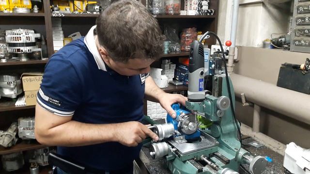 Микроскоп + бормашинка HILDA HLD400= Фрезерный станок смотреть онлайн