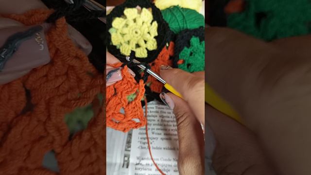 Сумка из бабушкиных квадратов