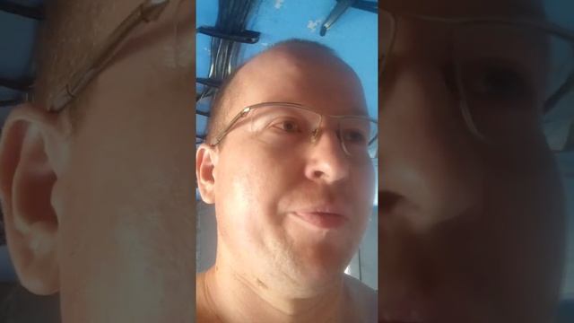 Часть 2. Замена электропроводки в двухкомнатной квартире с проходным и перекрёстным выключателями. смотреть онлайн