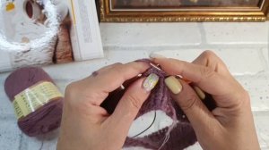 МК Весенний берет спицами  Пряжа пух норки  Расход 50 грамм