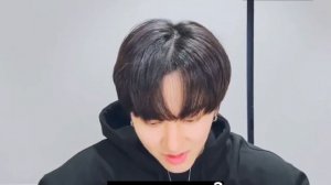 Ли Феликс | как твой парень который изменил тебе 4/6 (перевод)