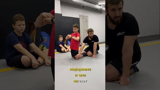 Профилактика болезни Осгуда — Шляттера‼️ #hockey4kids