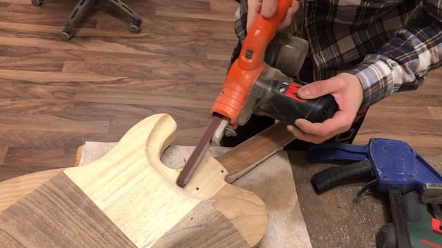 Telecaster built with 12 different tonewood scraps смотреть онлайн