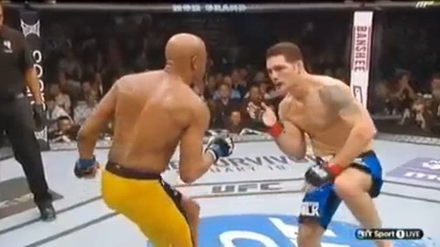 Смотреть больно Сильва ломает ногу смотреть онлайн