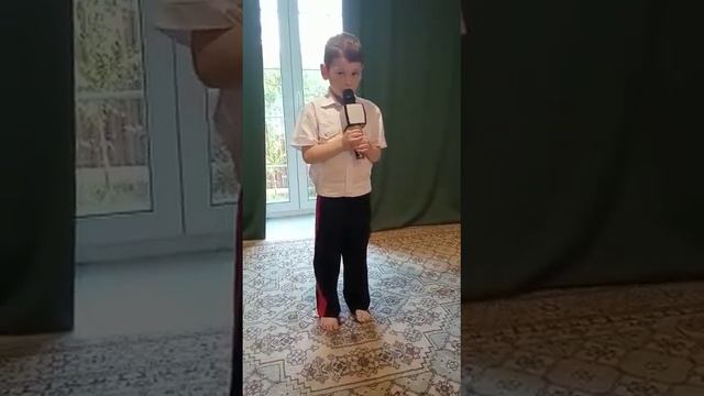 мы пойдем по полю с конем смотреть онлайн