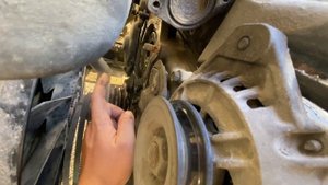 SOSTITUZIONE POMPA ACQUA NISSAN CABSTAR 3.0 Diesel