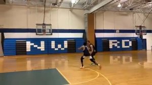 Jordan Robertson 1 on 1 vs Nik Stauskas (NBA)