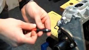 YT-1763 Набор для ремонта резьбы М5-М12 от YATO