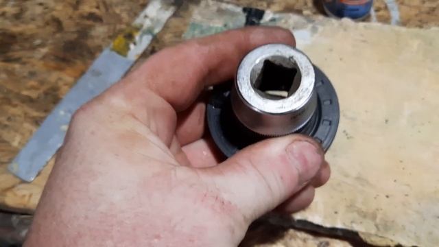 Лайфхак для замены внутреннего шруса. ВаЗ 2108-2112, Приора, Гранта, Калина. смотреть онлайн