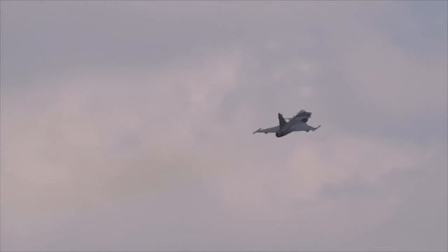 Czech Air Force JAS-39C Gripen at RIAT 13th July 2018 смотреть онлайн