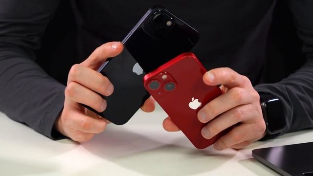 iPhone 13 vs 13 mini. Мастхэв за свои деньги! смотреть онлайн