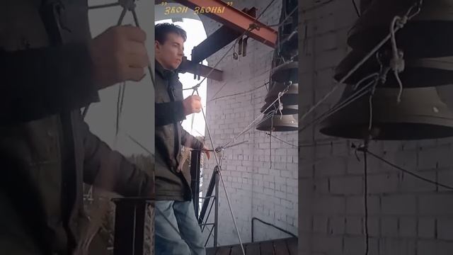 Колокольный звон в храме Казанской иконы Божией матери, Екатеринбург. Кирилл Наумкин смотреть онлайн