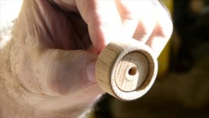 Как сделать танк -игрушку из дерева. Мастер-класс