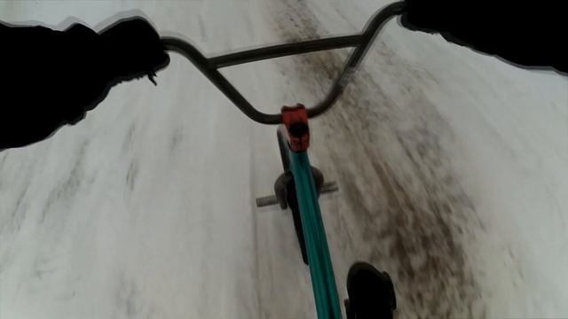 МЕГА РАМПА ? БОЛЬШОЙ СПУСК НА ВМХ смотреть онлайн