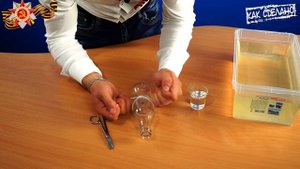 Разрезаем стеклянную бутылку с помощью спирта и веревки |Как сделано| |2015|